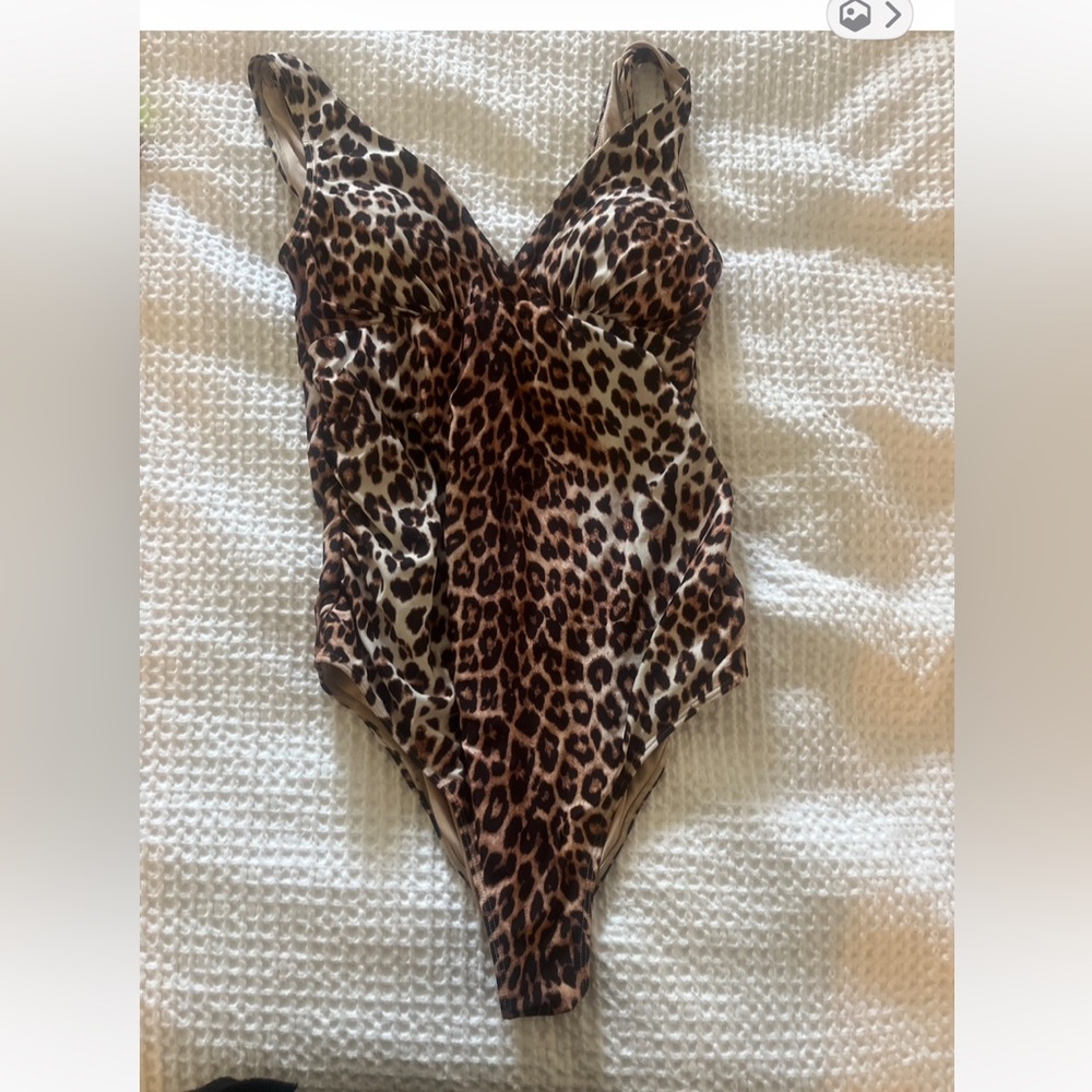 HM Mama Maternity Leopard Print One-Piece Swimsuit Small